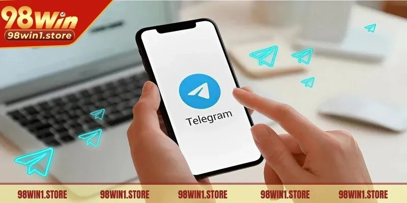 Mạng xã hội  là kênh kết nối phổ biến tại 98win mang lại sự linh hoạt